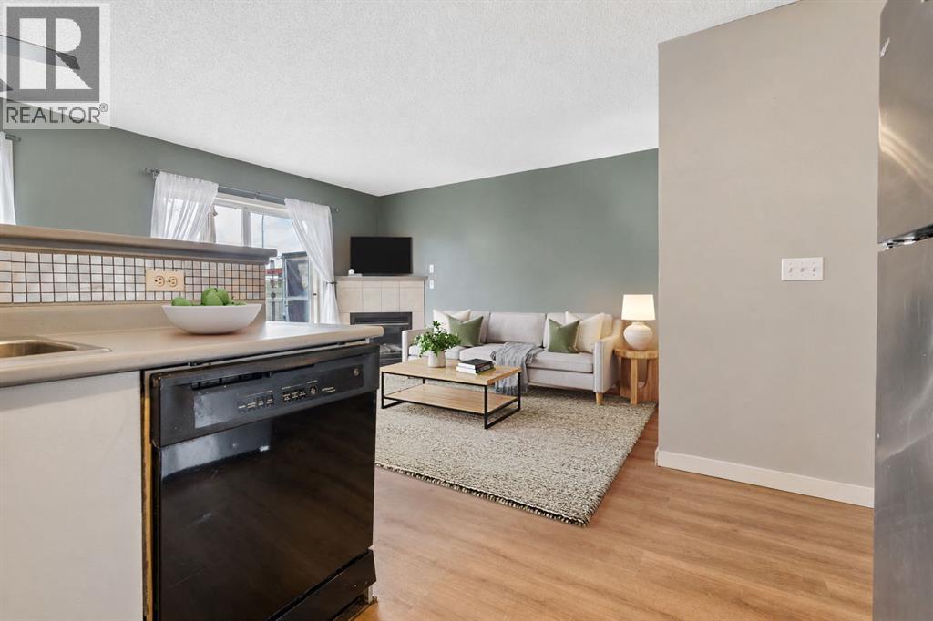 702, 760 Railway Gate Sw, Airdrie, Alberta  T4B 3C5 - Photo 6 - A2330016