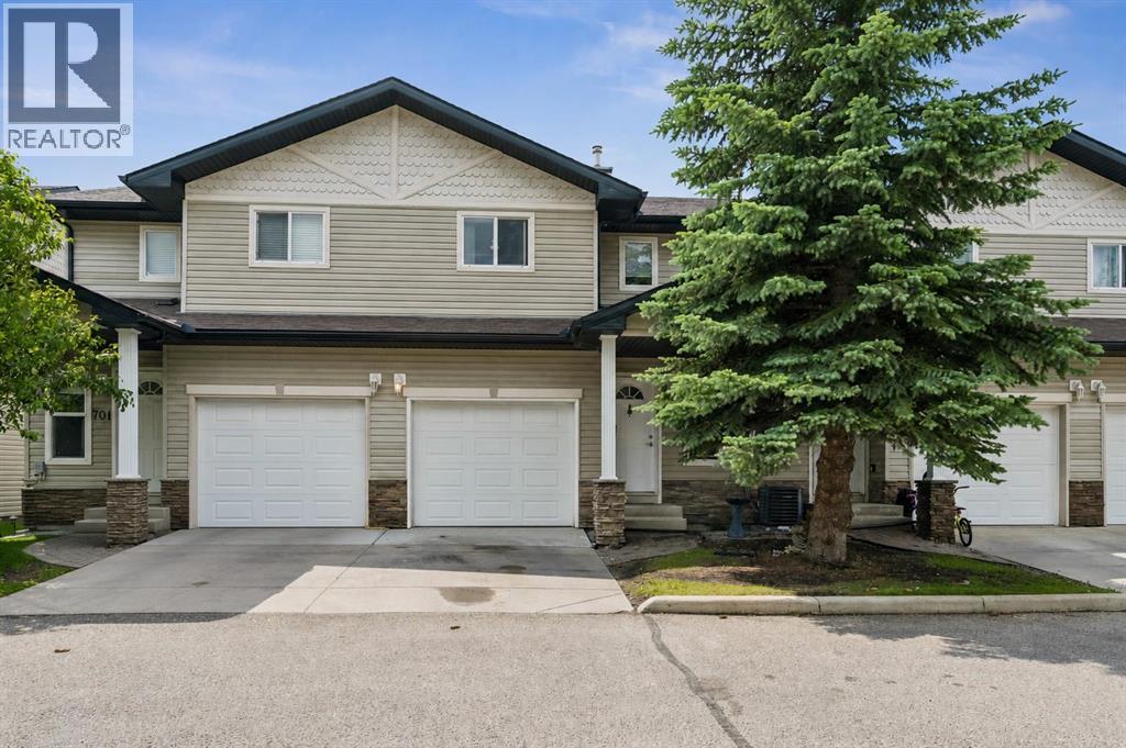 702, 760 Railway Gate Sw, Airdrie, Alberta  T4B 3C5 - Photo 1 - A2330016