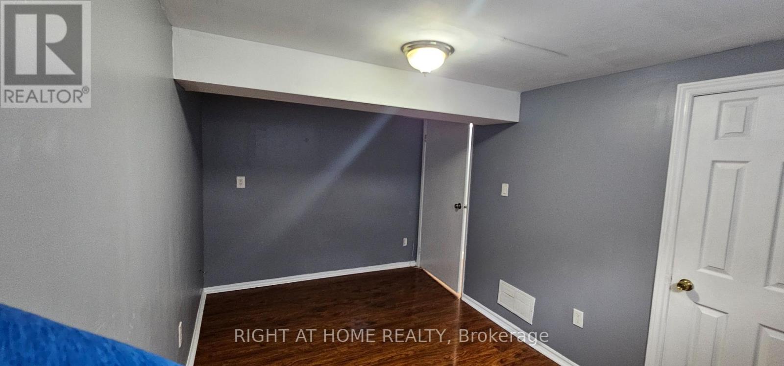 Bsmt - 163 Mcmurchy Avenue S, Brampton, Ontario  L6X 1Z2 - Photo 13 - W13580878