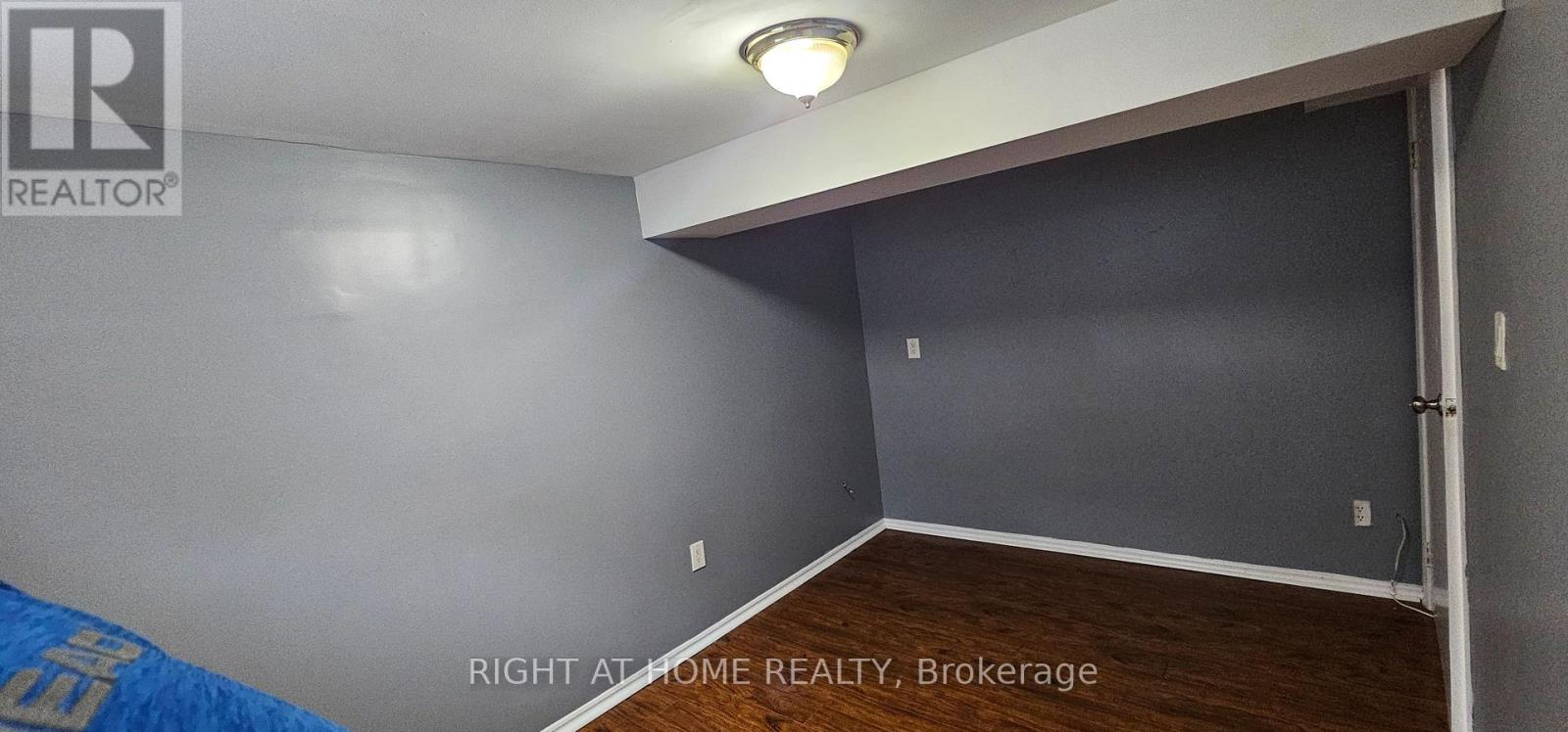 Bsmt - 163 Mcmurchy Avenue S, Brampton, Ontario  L6X 1Z2 - Photo 12 - W13580878
