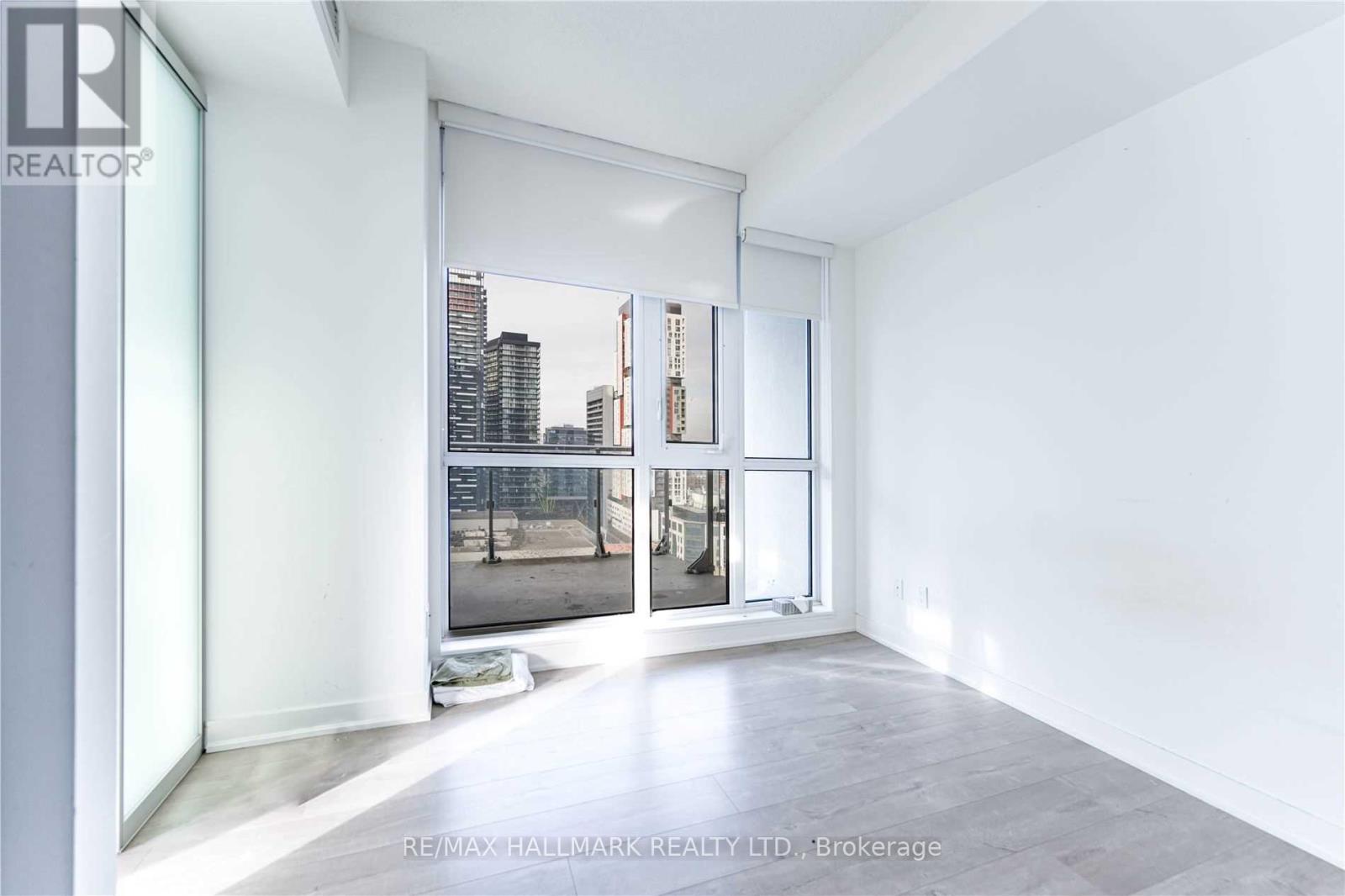 2107 - 30 Nelson Street, Toronto, Ontario  M5V 0H5 - Photo 6 - C13665082