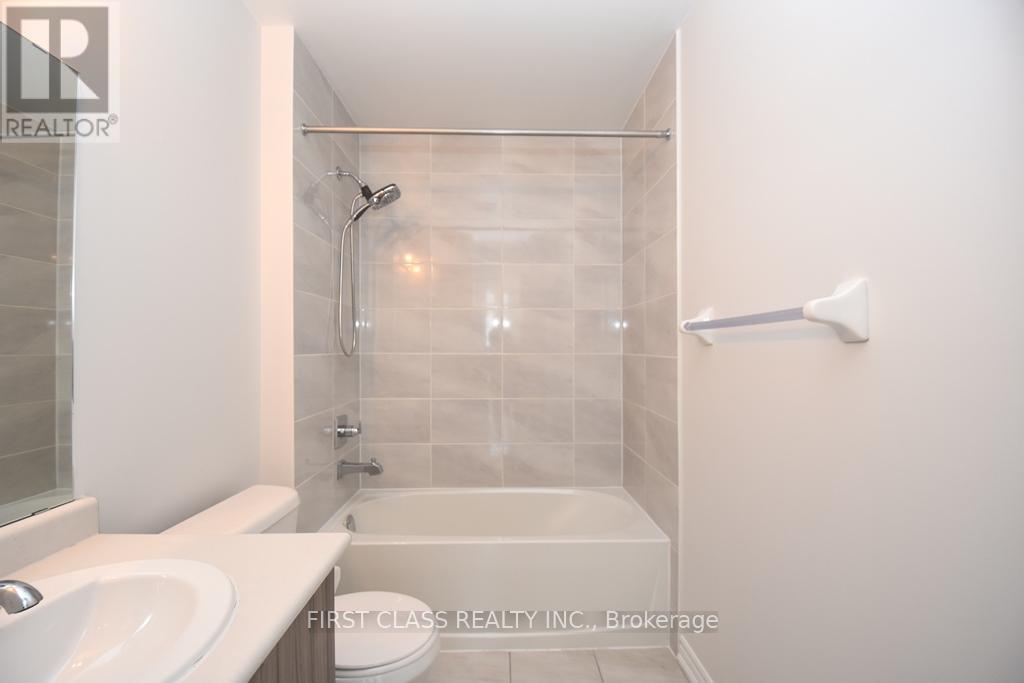 2530 Boston Glen, Pickering, Ontario L1V 2P8 - Photo 14 - E13665062