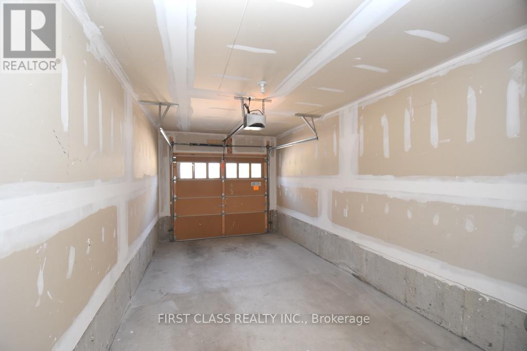 2530 Boston Glen, Pickering, Ontario L1V 2P8 - Photo 16 - E13665062