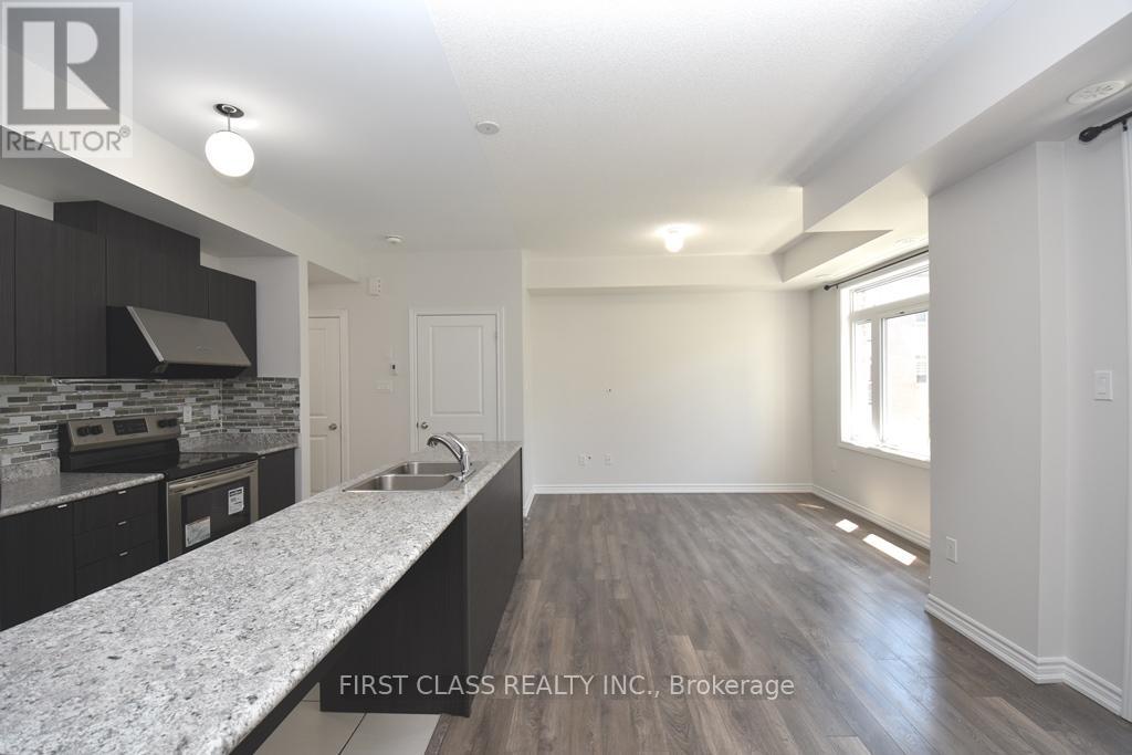 2530 Boston Glen, Pickering, Ontario L1V 2P8 - Photo 5 - E13665062