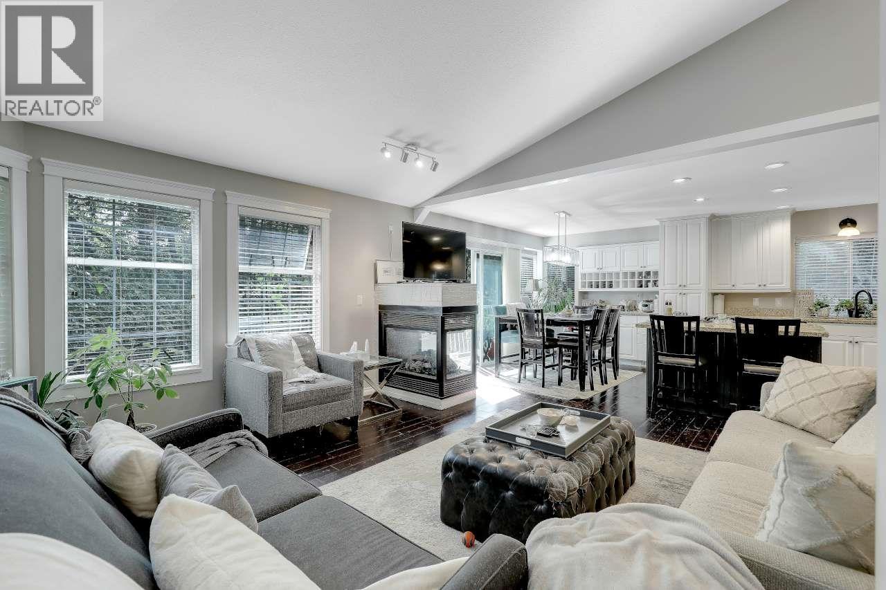 2028 Saskatchewan Avenue, Port Coquitlam, British Columbia  V3C 5H6 - Photo 2 - R3154263