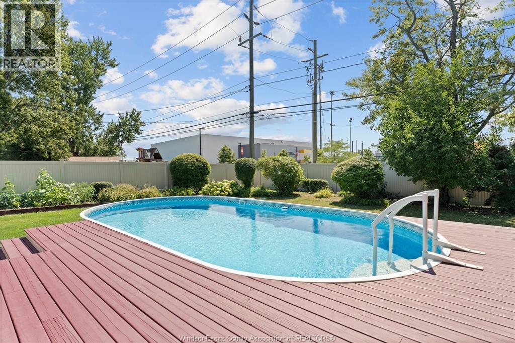 4235 Mitchell Crescent, Windsor, Ontario  N9G 2G1 - Photo 32 - 26019015