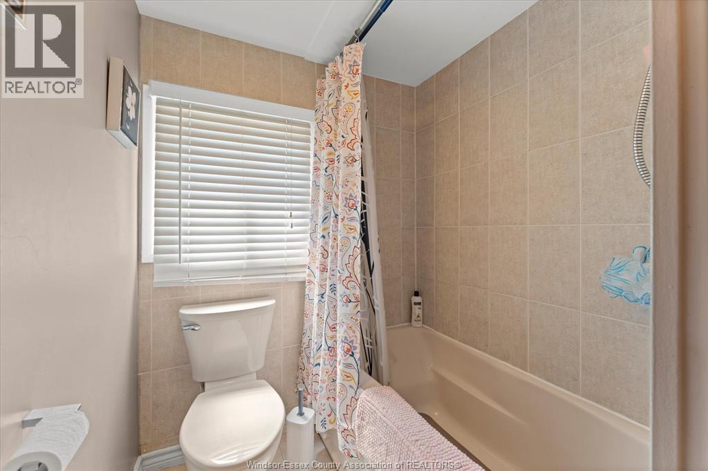 4235 Mitchell Crescent, Windsor, Ontario  N9G 2G1 - Photo 27 - 26019015