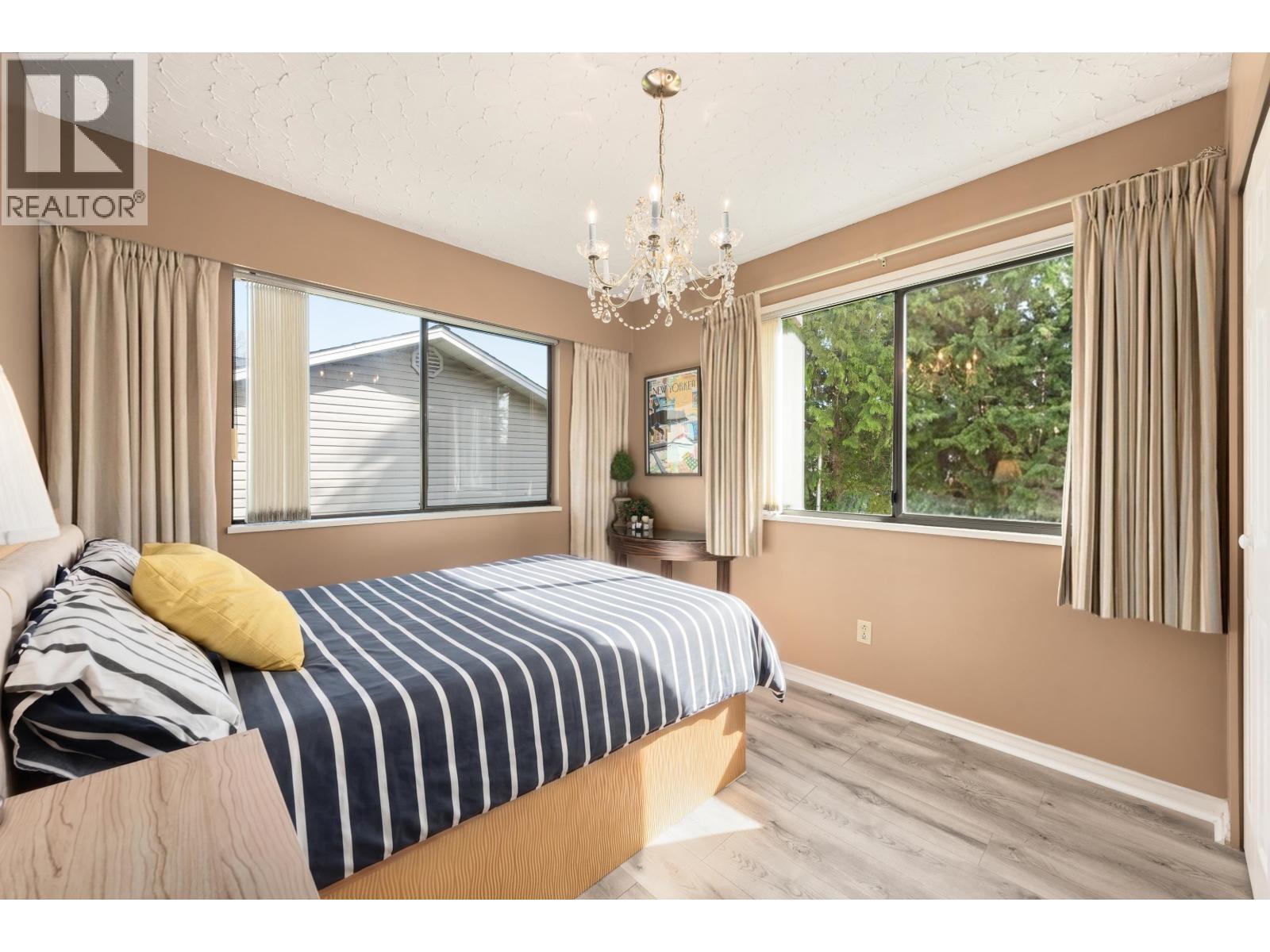 2950 Keets Drive, Coquitlam, British Columbia  V3C 4R6 - Photo 6 - R3154975
