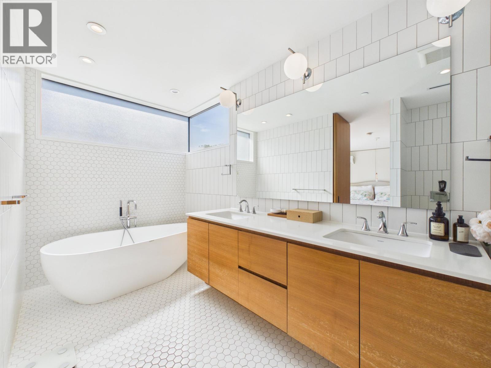 2996 W 11th Avenue, Vancouver, British Columbia V6K 2M3 - Photo 36 - R3154687
