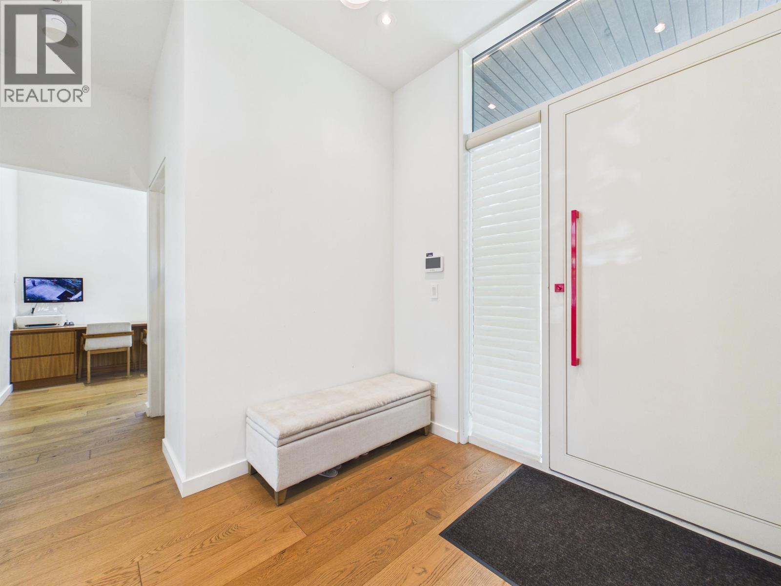 2996 W 11th Avenue, Vancouver, British Columbia V6K 2M3 - Photo 8 - R3154687