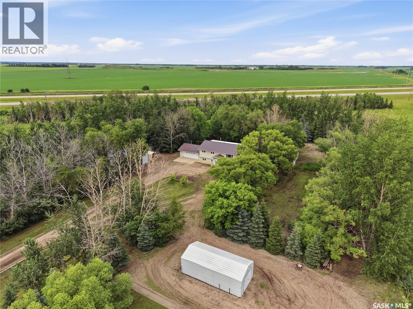 Saskatoon East Acreage, Corman Park Rm No. 344, Saskatchewan  S7K 3J8 - Photo 2 - SK045165