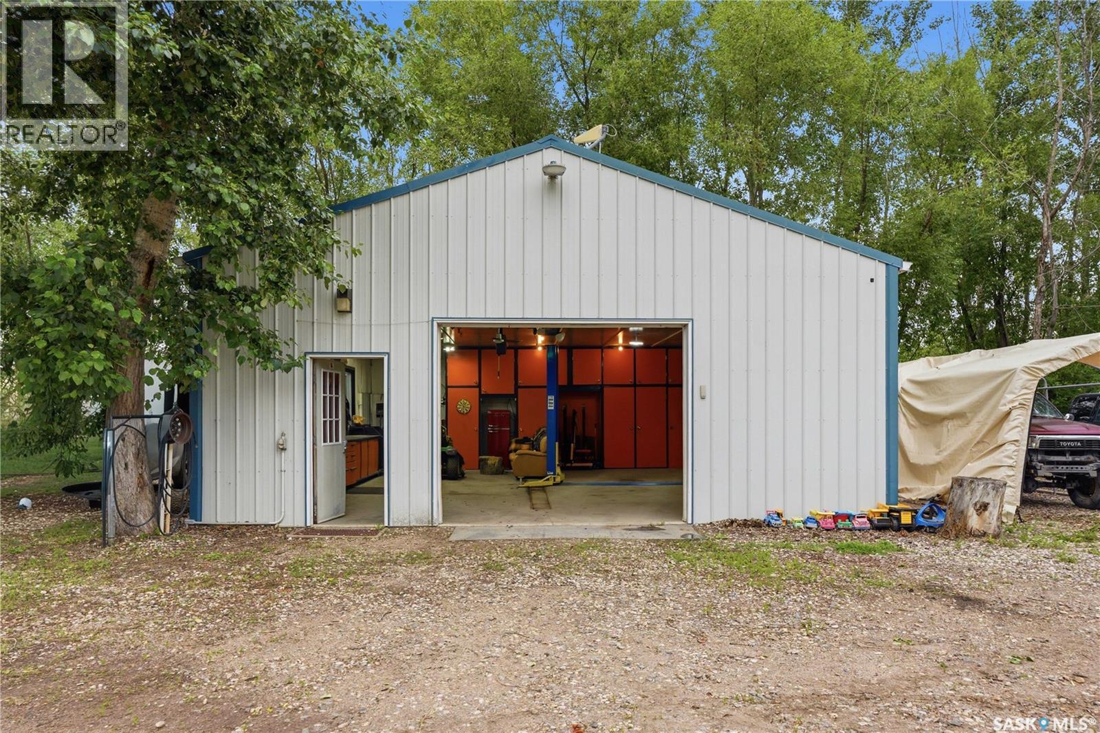 Saskatoon East Acreage, Corman Park Rm No. 344, Saskatchewan  S7K 3J8 - Photo 57 - SK045165
