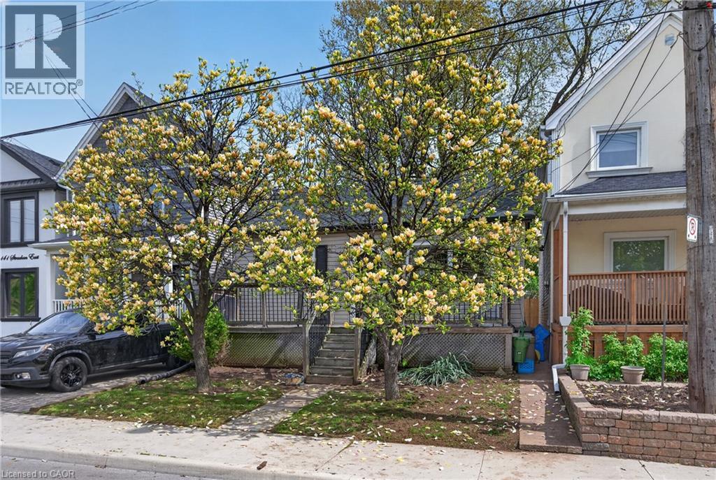 147 Strachan Street E, Hamilton, Ontario  L8L 3M7 - Photo 3 - 40845528
