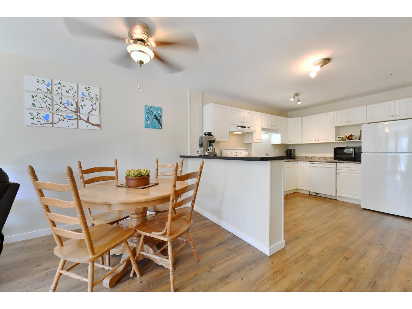303 3174 Gladwin Road, Abbotsford, British Columbia  V2T 5T5 - Photo 6 - R3154767