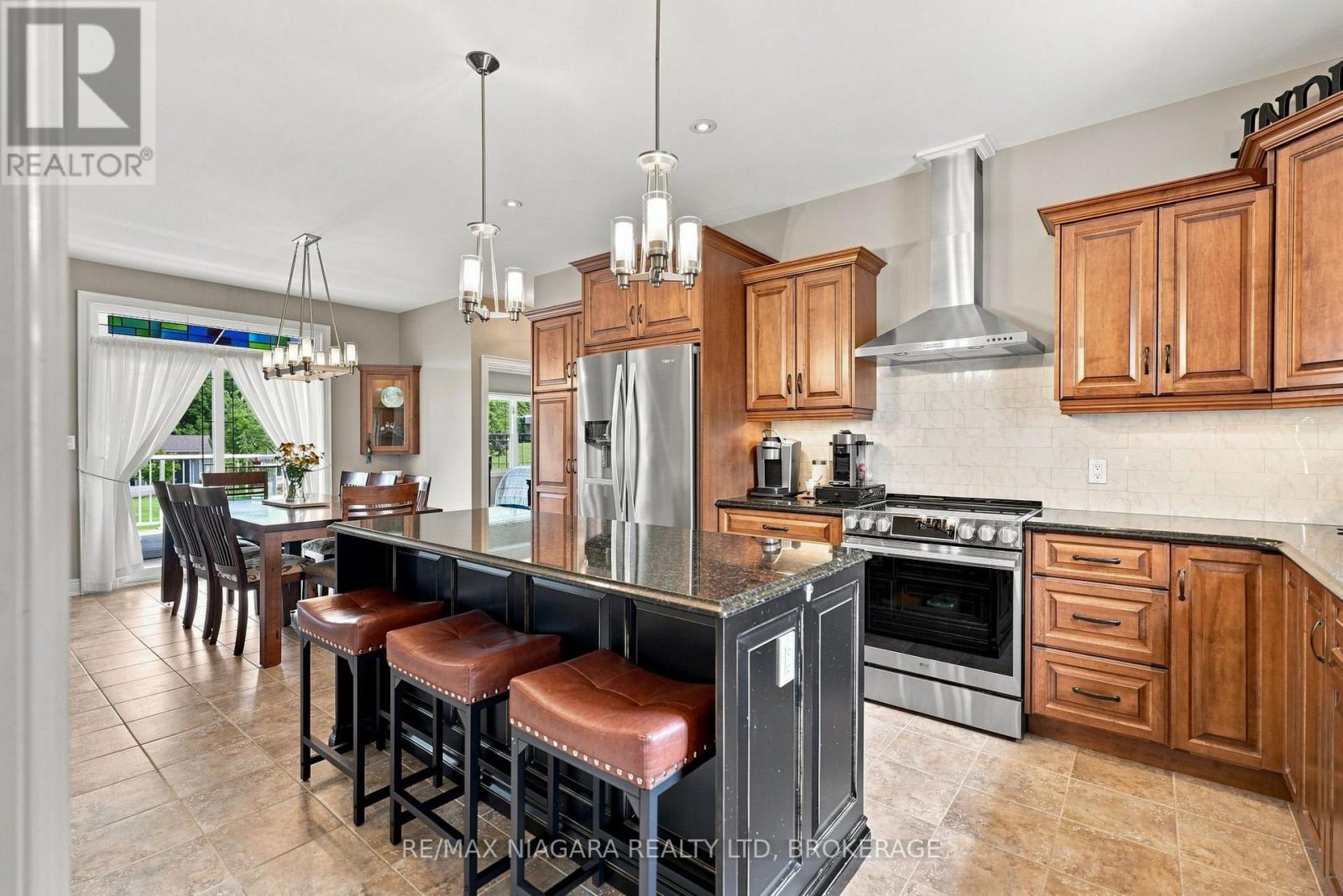 5477 Attema Crescent, West Lincoln, Ontario  L0R 1Y0 - Photo 13 - X13665120