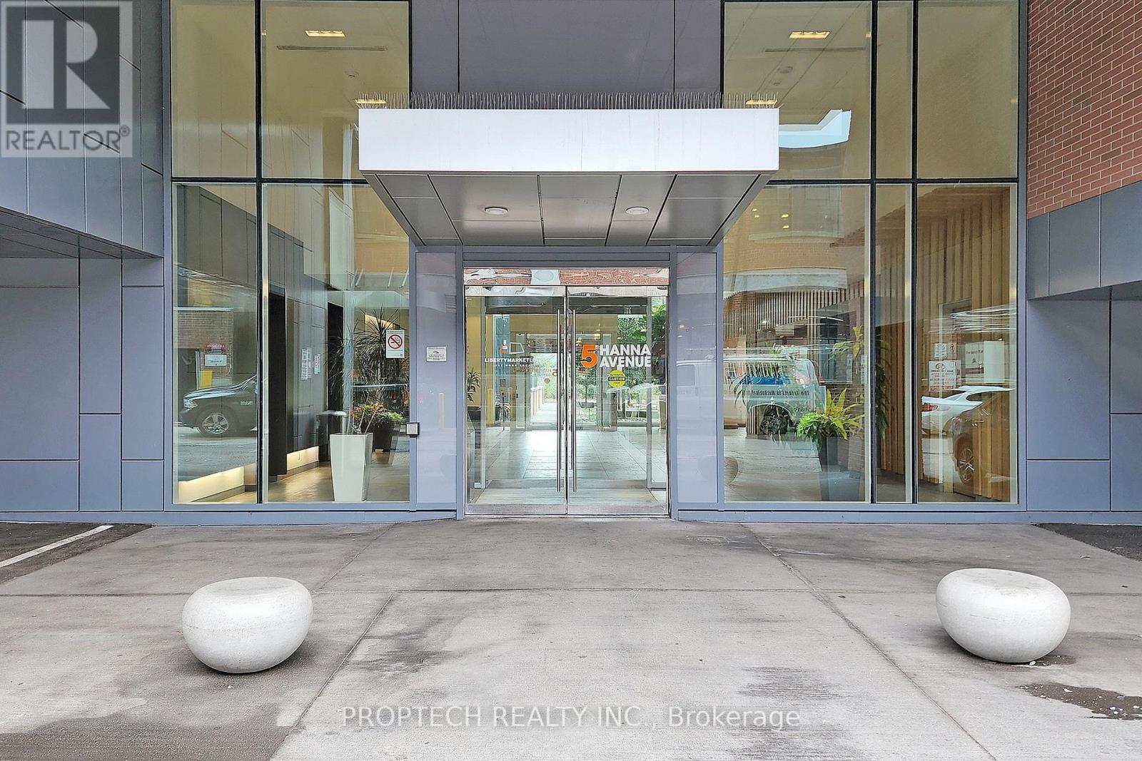 509 - 5 Hanna Avenue, Toronto, Ontario M6K 0B3 - Photo 2 - C13665146