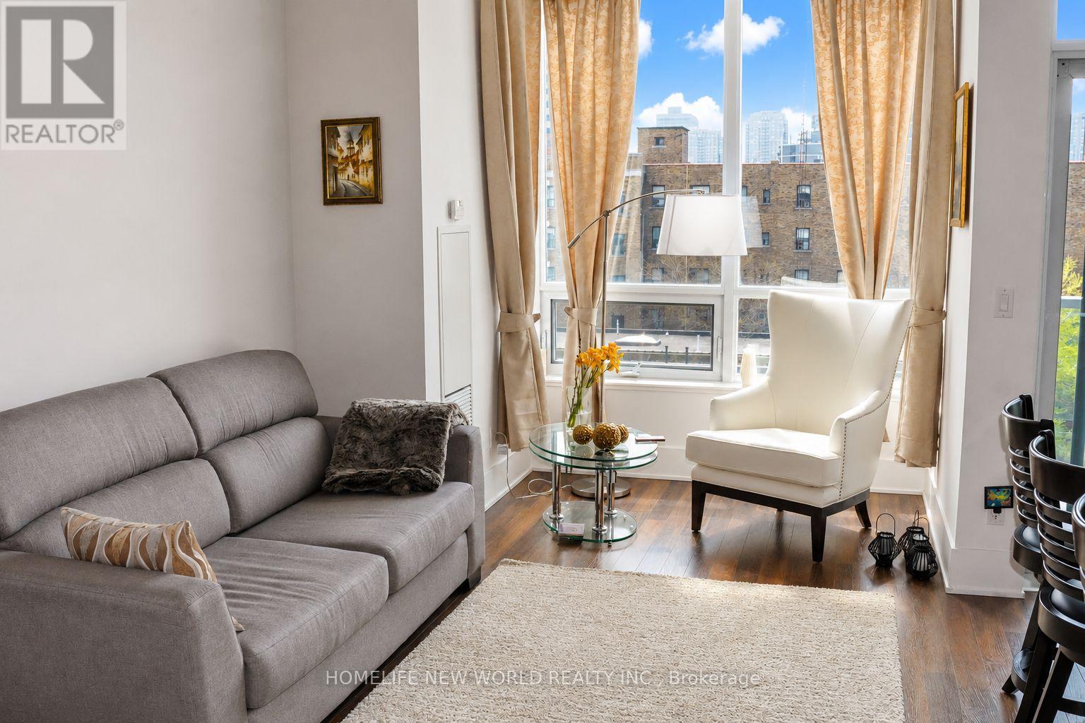512 - 120 Homewood Avenue, Toronto, Ontario M4Y 2J3 - Photo 2 - C13665148