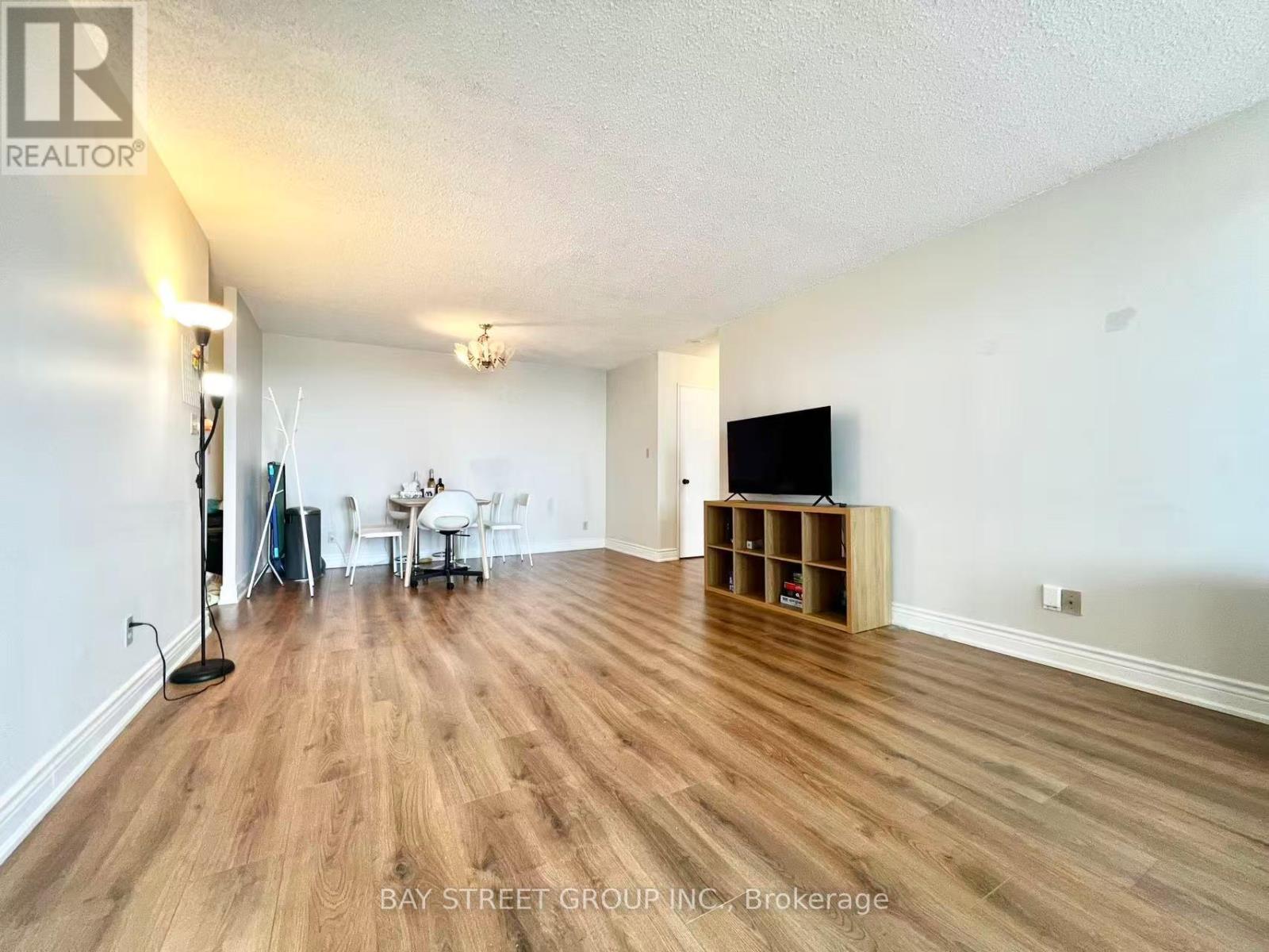 1108 - 225 Bamburgh Circle, Toronto, Ontario  M1W 3X9 - Photo 6 - E13665142