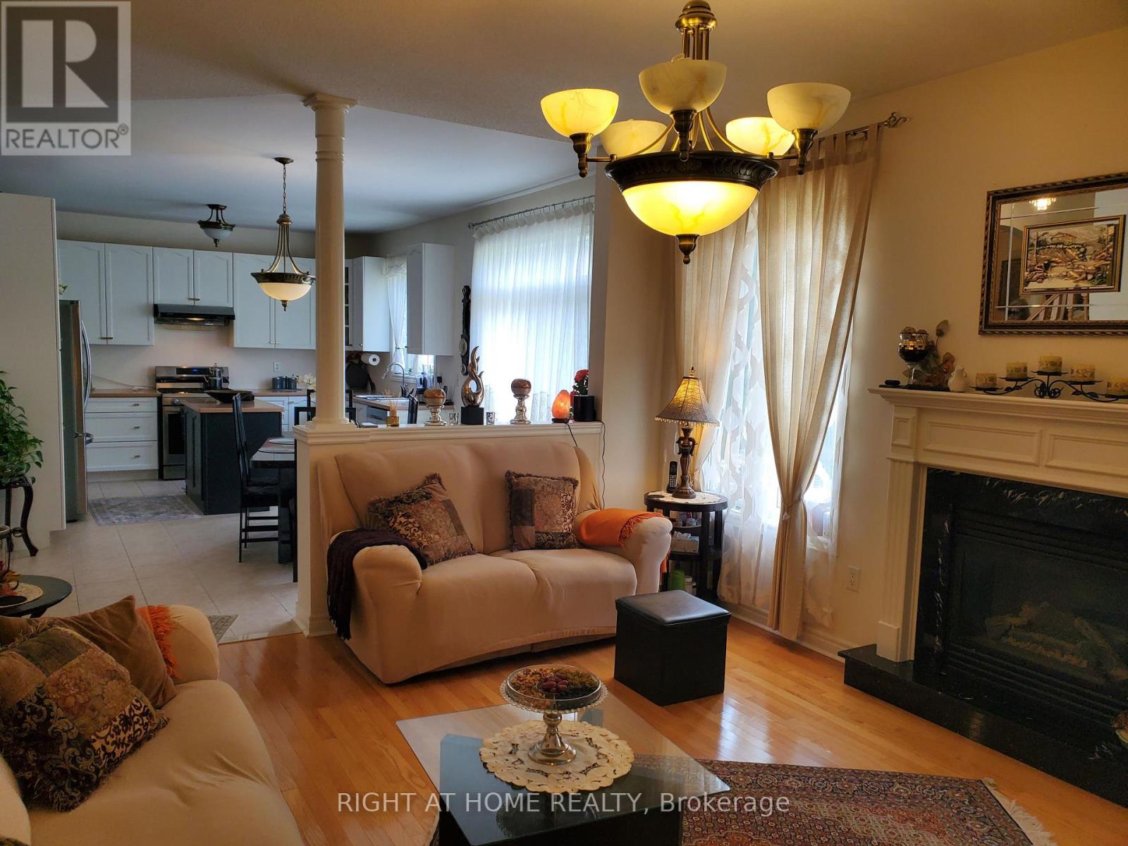 101 Townwood Drive, Richmond Hill, Ontario  L4E 4T2 - Photo 16 - N13665134