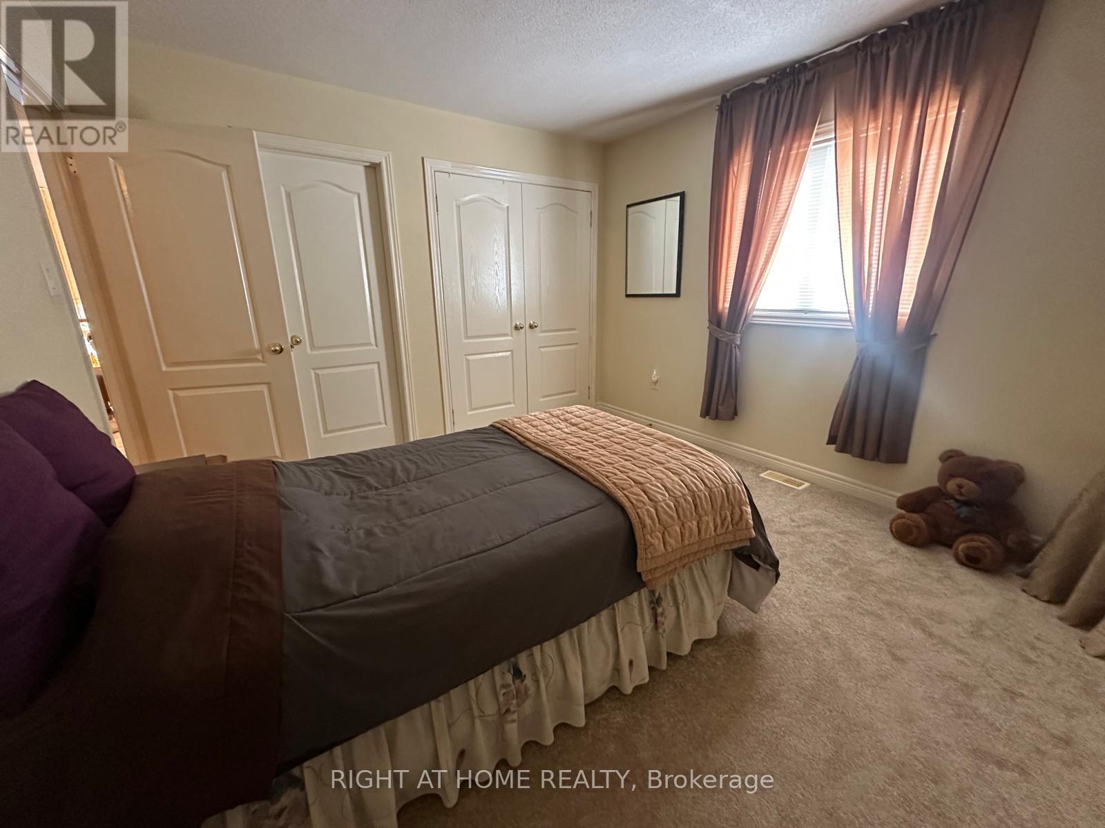 101 Townwood Drive, Richmond Hill, Ontario  L4E 4T2 - Photo 27 - N13665134