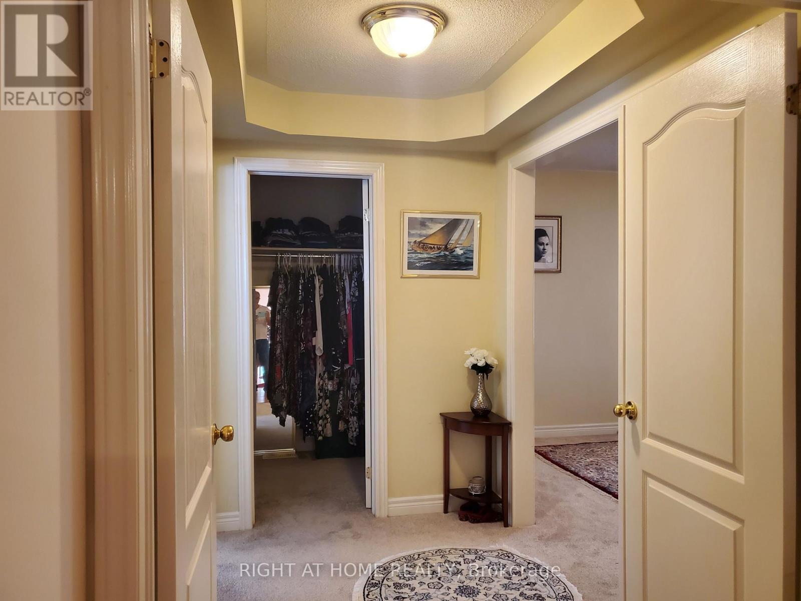 101 Townwood Drive, Richmond Hill, Ontario  L4E 4T2 - Photo 29 - N13665134