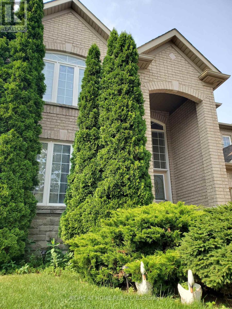 101 Townwood Drive, Richmond Hill, Ontario  L4E 4T2 - Photo 38 - N13665134