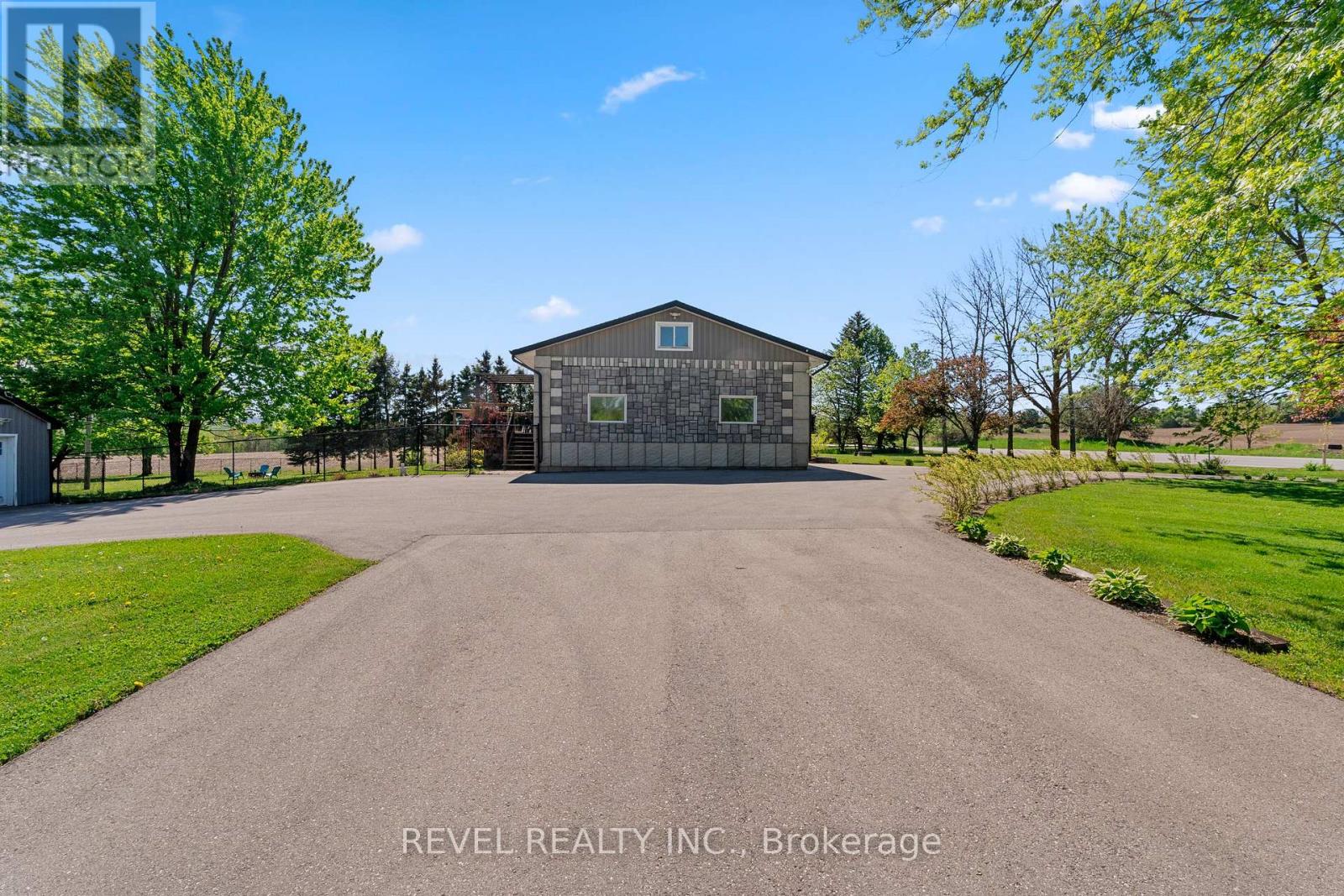 6537 9 County Road, Clearview, Ontario  L0M 1S0 - Photo 25 - S13665138