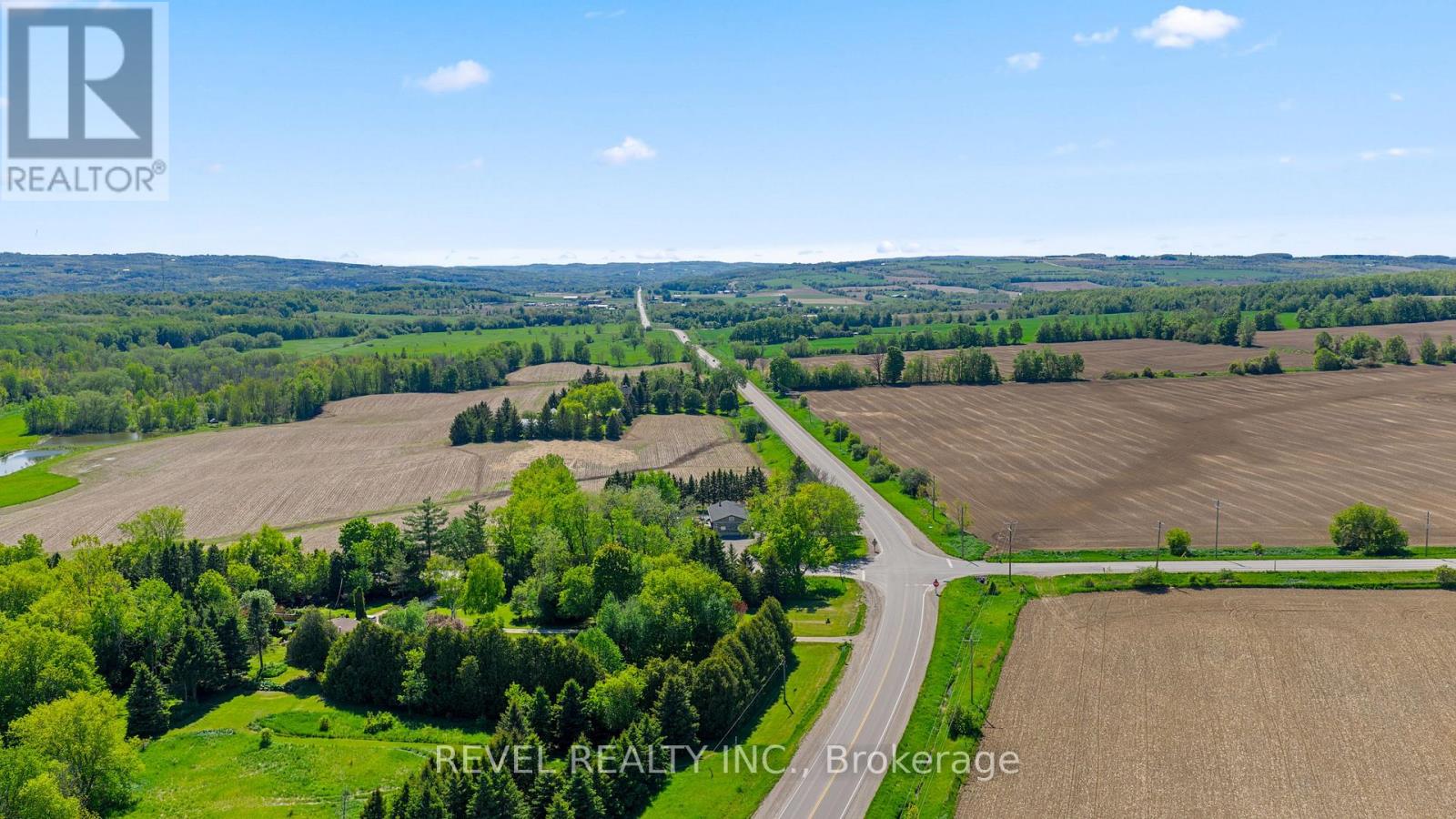 6537 9 County Road, Clearview, Ontario  L0M 1S0 - Photo 36 - S13665138