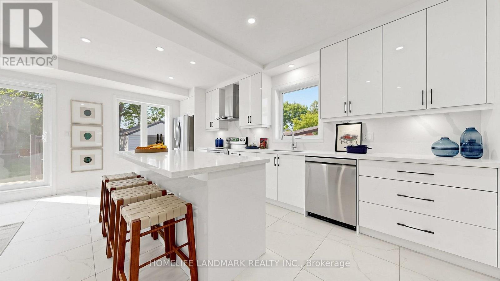 88 Waniska Avenue, Toronto, Ontario  M8Y 1R3 - Photo 17 - W13665140