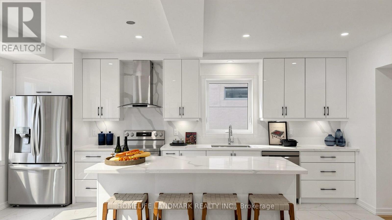 88 Waniska Avenue, Toronto, Ontario  M8Y 1R3 - Photo 19 - W13665140