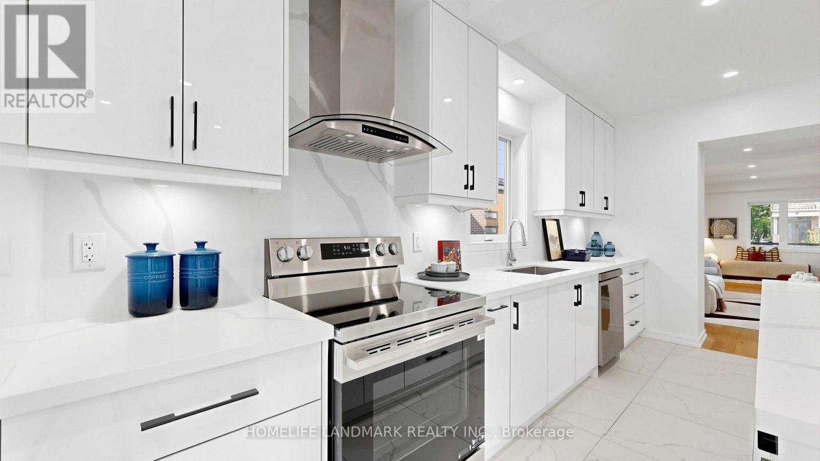 88 Waniska Avenue, Toronto, Ontario  M8Y 1R3 - Photo 20 - W13665140