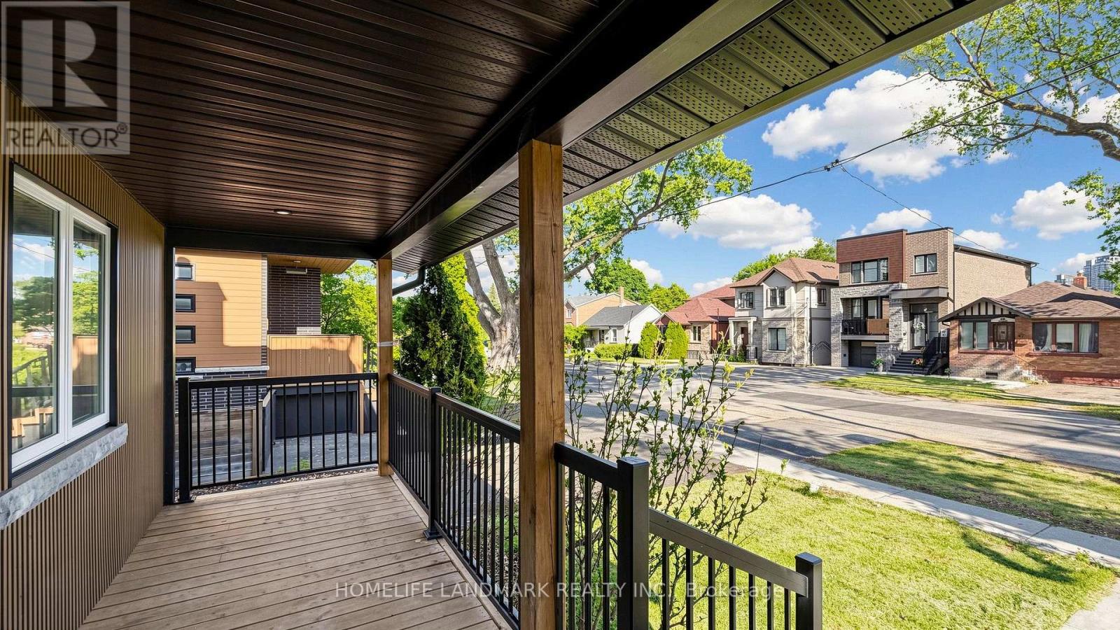 88 Waniska Avenue, Toronto, Ontario  M8Y 1R3 - Photo 3 - W13665140