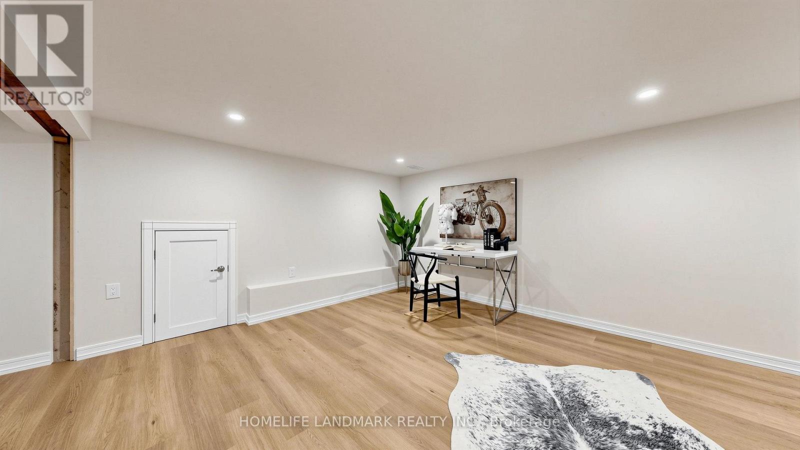 88 Waniska Avenue, Toronto, Ontario  M8Y 1R3 - Photo 40 - W13665140