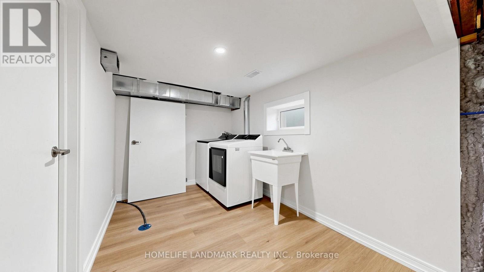 88 Waniska Avenue, Toronto, Ontario  M8Y 1R3 - Photo 41 - W13665140