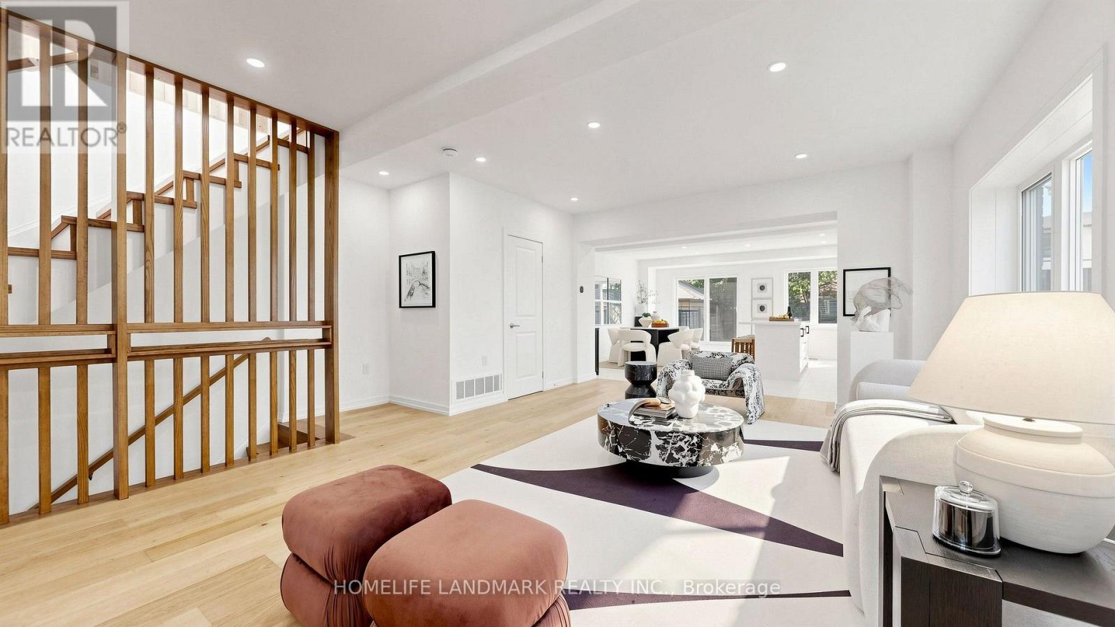 88 Waniska Avenue, Toronto, Ontario  M8Y 1R3 - Photo 6 - W13665140