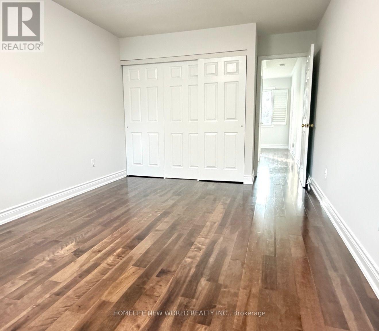 424 Levanna Lane, Oakville, Ontario  L6H 6B8 - Photo 14 - W13665152