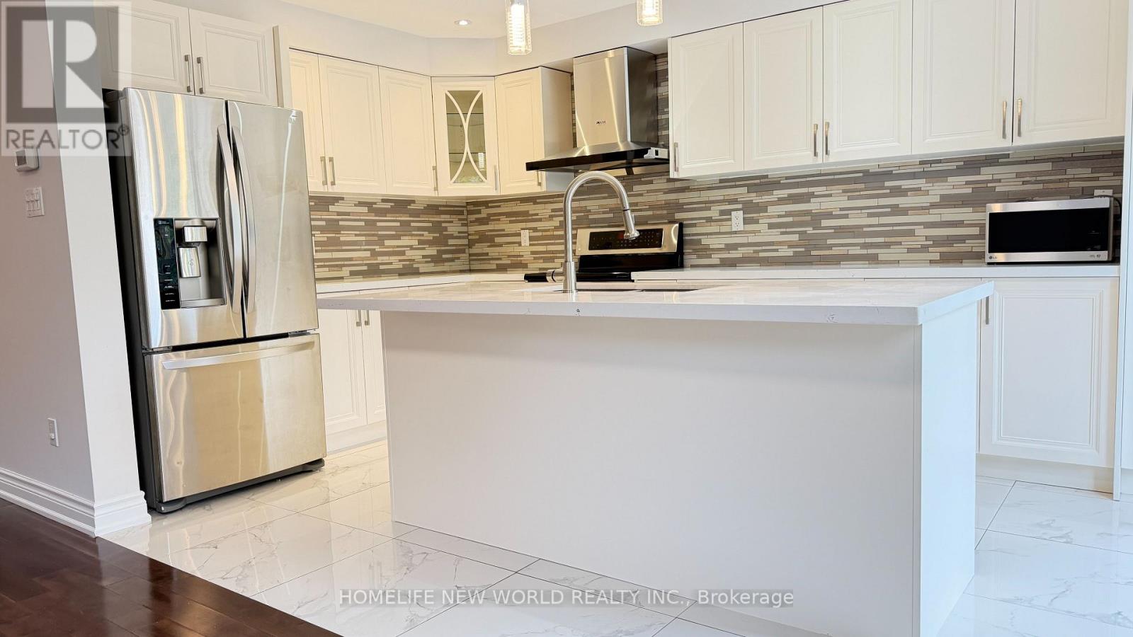 424 Levanna Lane, Oakville, Ontario  L6H 6B8 - Photo 6 - W13665152