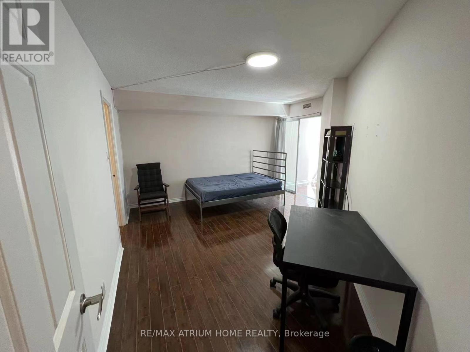 1403 - 717 Bay Street, Toronto, Ontario  M5G 2J9 - Photo 9 - C13658716