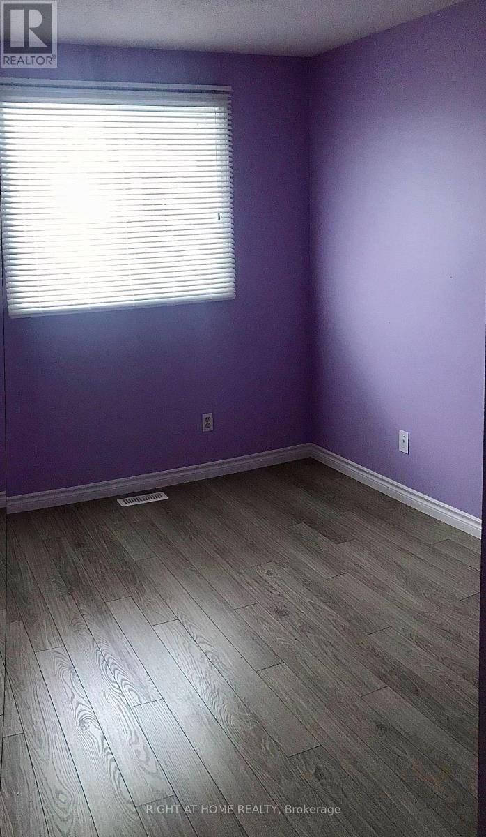 113 Southwood Drive, Kitchener, Ontario N2E 2J1 - Photo 9 - X13665176