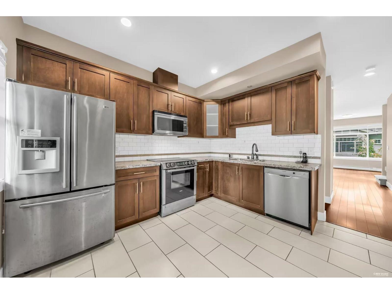 15933 86a Ave, Surrey, British Columbia  V4N 5P7 - Photo 6 - R3155060
