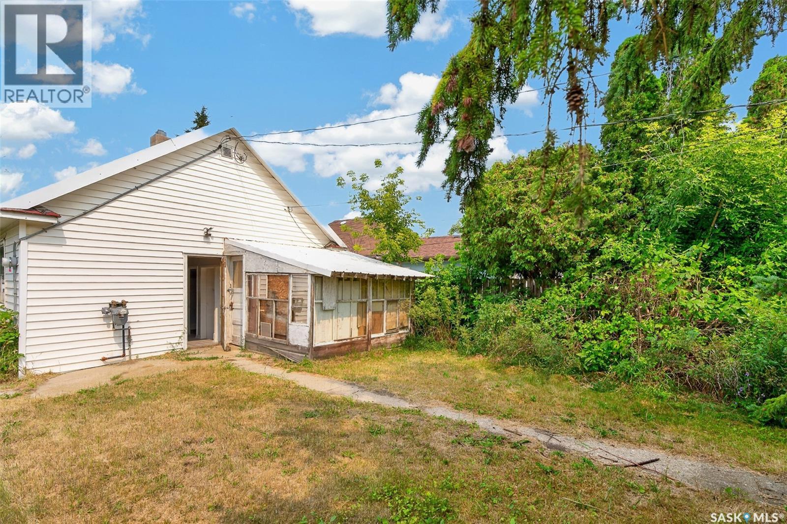 55 Iroquois Street W, Moose Jaw, Saskatchewan  S6H 5A4 - Photo 47 - SK045229