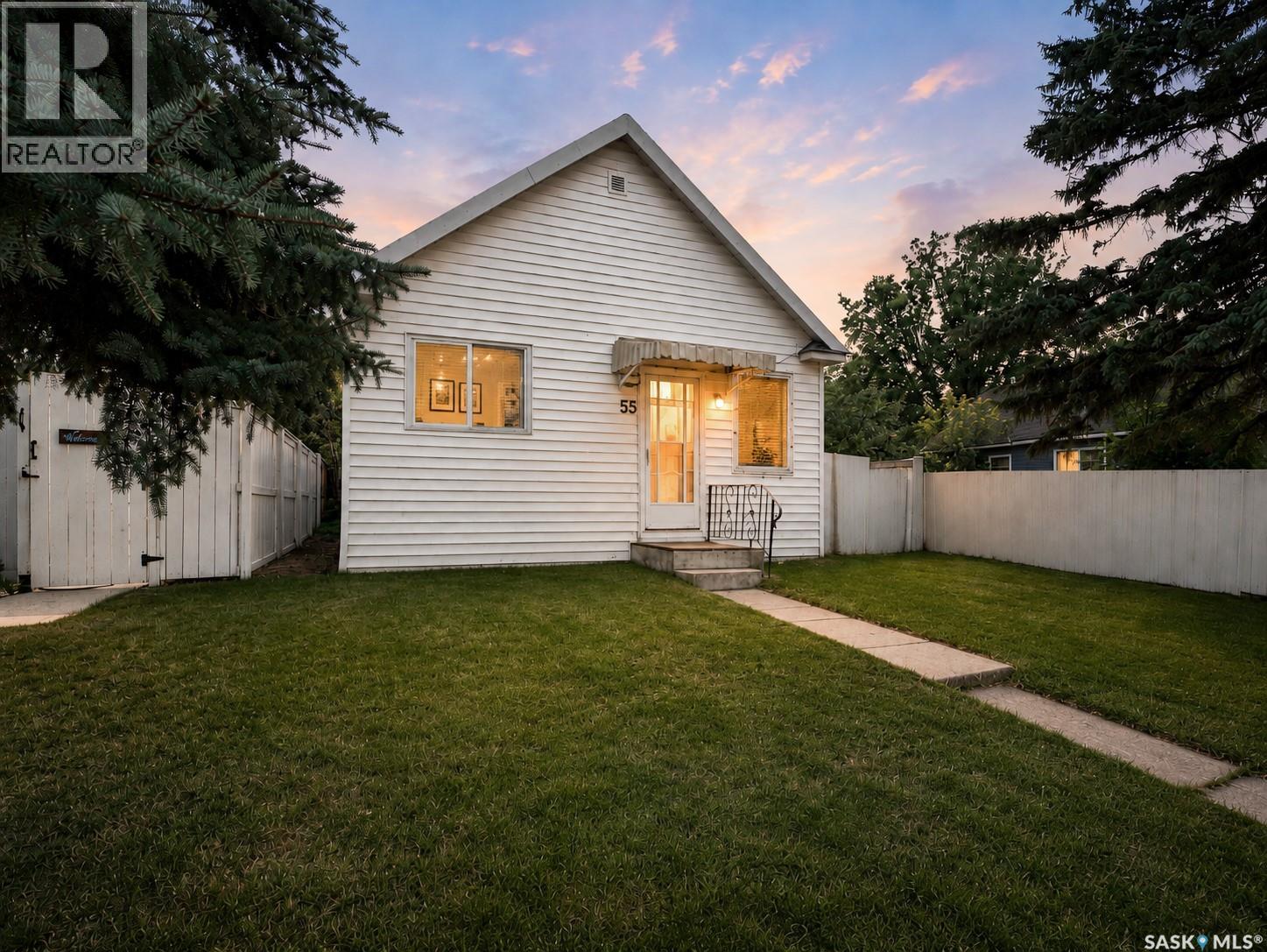 55 Iroquois Street W, Moose Jaw, Saskatchewan  S6H 5A4 - Photo 50 - SK045229