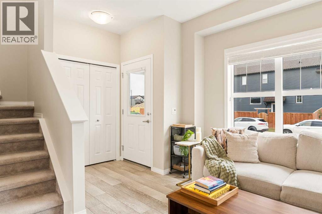 848 Chinook Gate Parade Sw, Airdrie, Alberta  T0M 0E0 - Photo 8 - A2336367