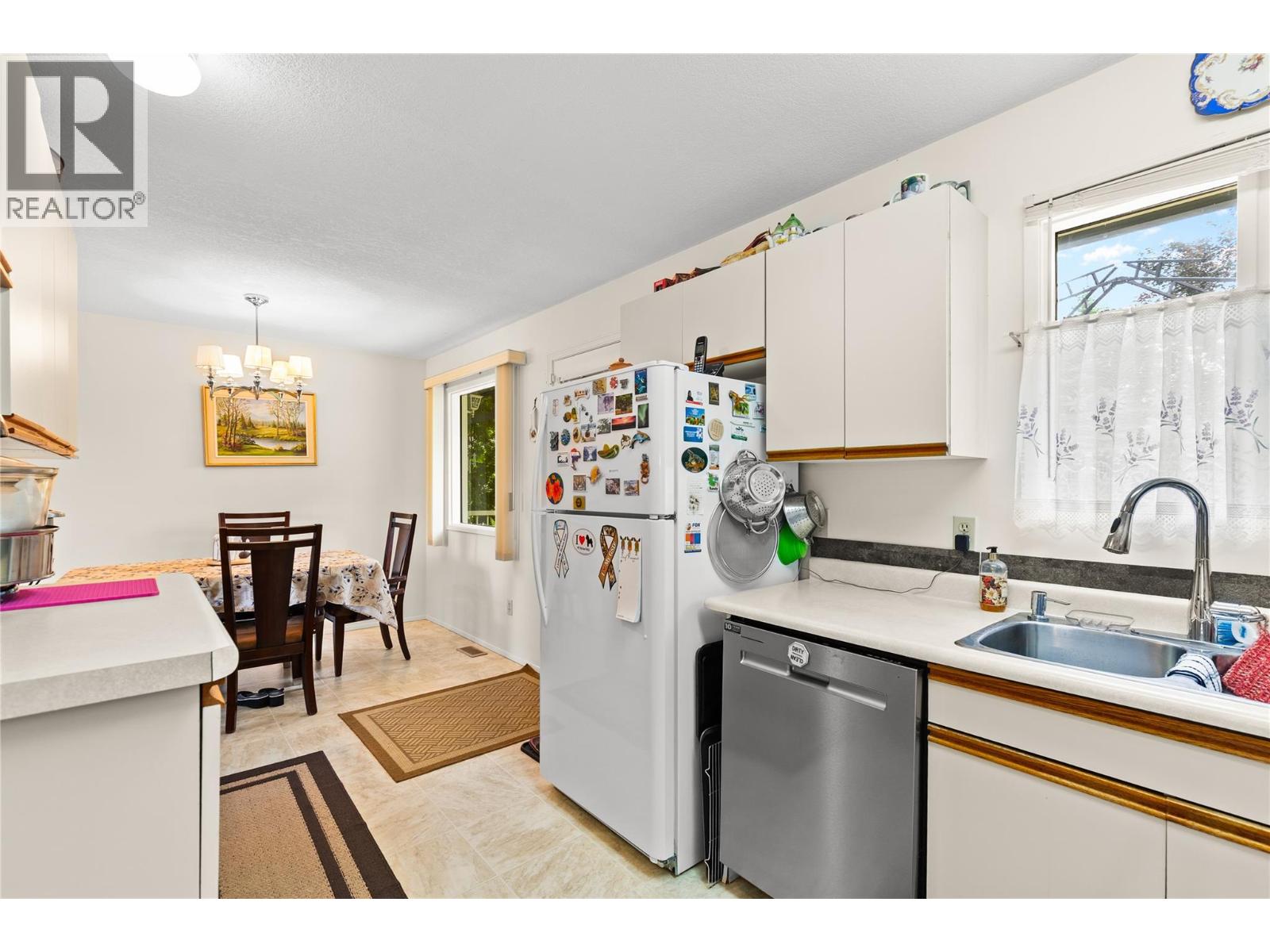 1812 46 Avenue, Vernon, British Columbia  V1T 3P5 - Photo 6 - 10390842