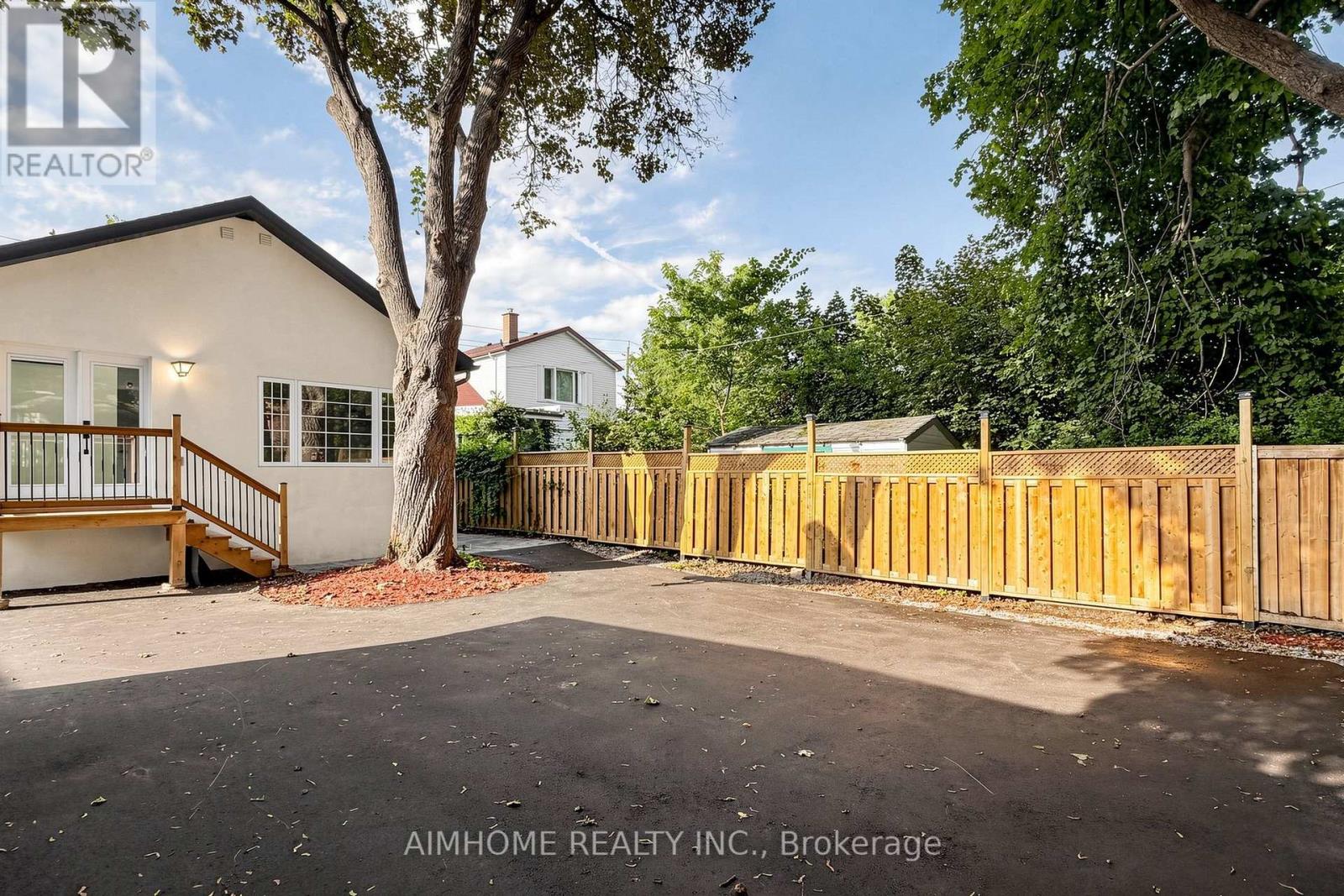 95 Steeles Avenue E, Toronto, Ontario  M2M 3Y4 - Photo 39 - C13665184