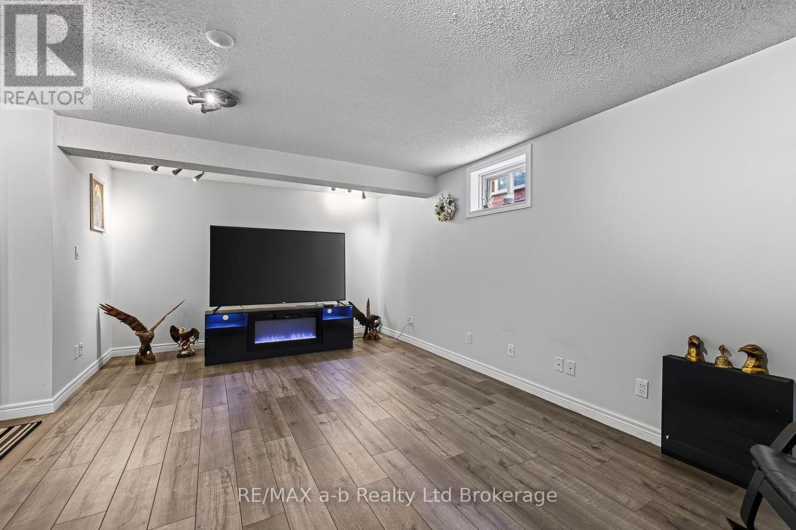 72 Indian Road, Woodstock, Ontario  N4T 1R5 - Photo 44 - X13665188