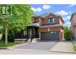 8 GORDON WEEDEN ROAD, Markham, Ontario