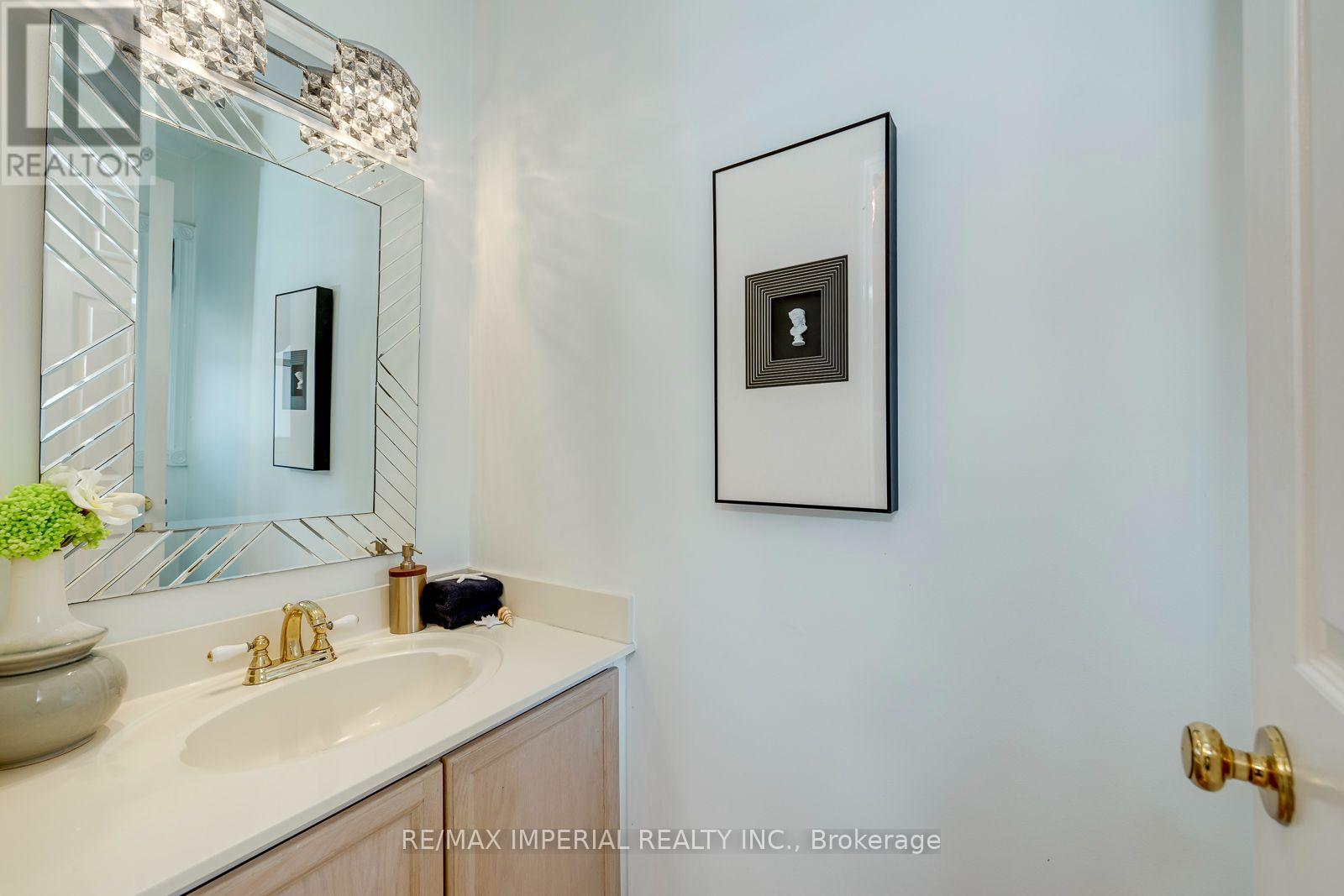4303 Mayflower Drive, Mississauga, Ontario  L5R 1T7 - Photo 19 - W13665182