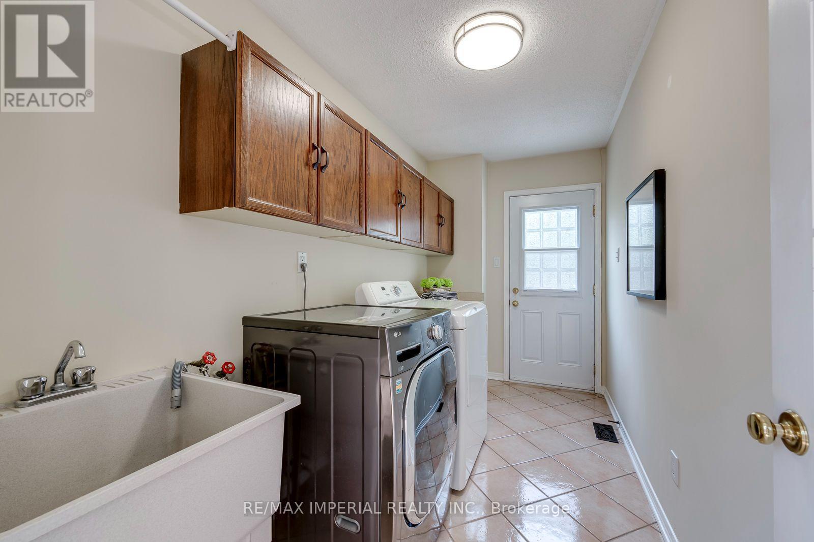 4303 Mayflower Drive, Mississauga, Ontario  L5R 1T7 - Photo 20 - W13665182