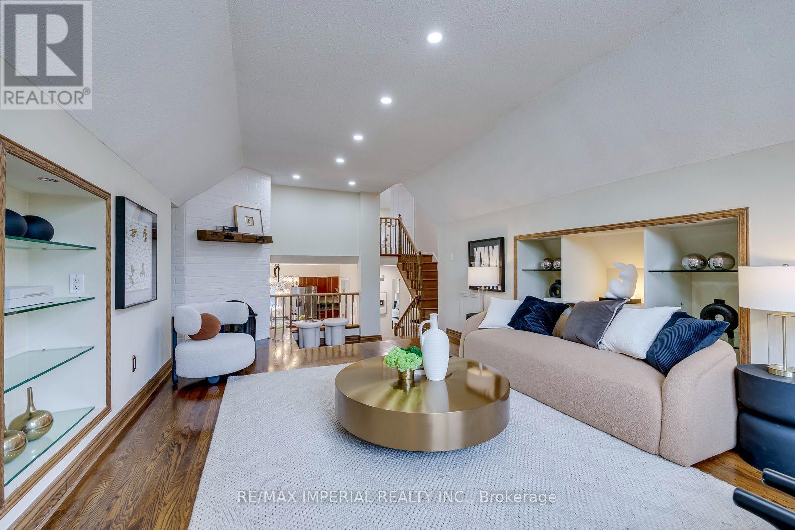 4303 Mayflower Drive, Mississauga, Ontario  L5R 1T7 - Photo 24 - W13665182